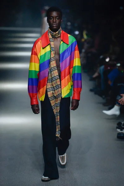 Look 80